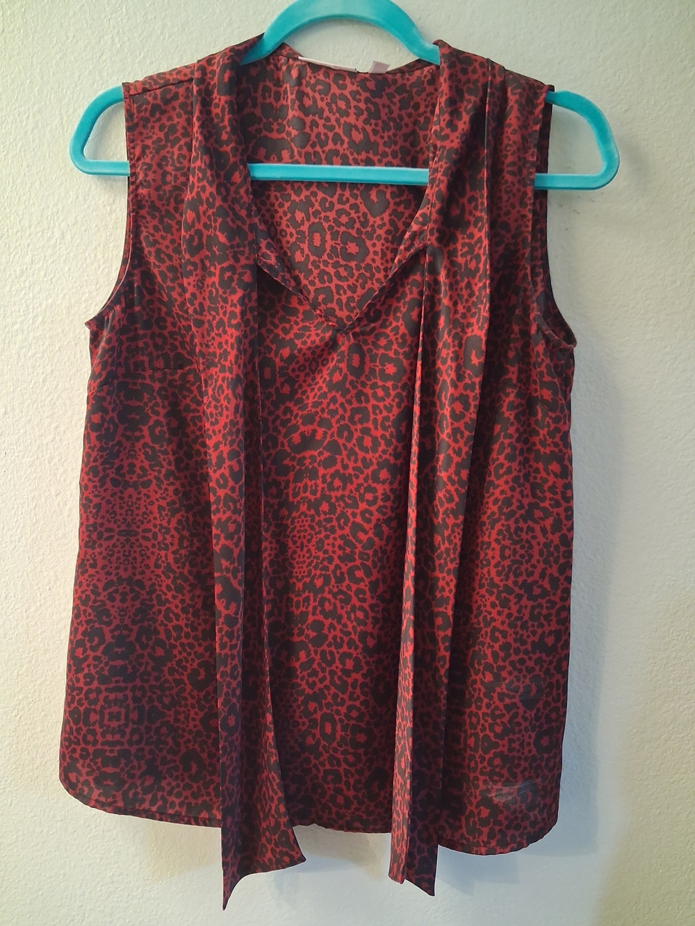 Women's Leopard Print Sleeveless Tie Neck Blouse | Halogen | Size S